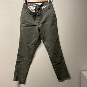 Eddie Bauer women’s grey chinos size 8